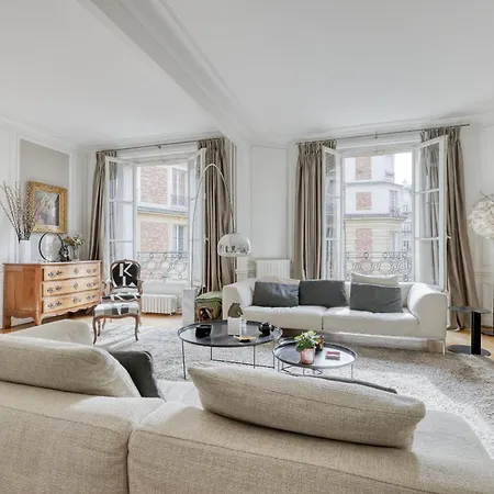 Wonderful & Large Flat In The 7th - Eiffel Tower 아파트