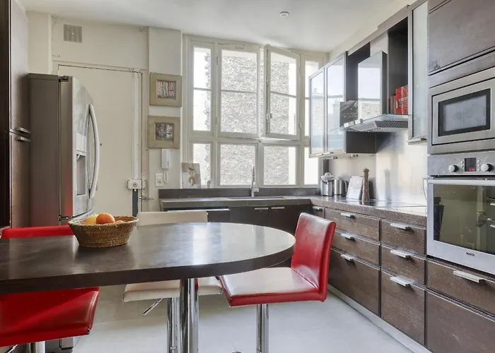 Wonderful & Large Flat In The 7th - Eiffel Tower * Παρίσι