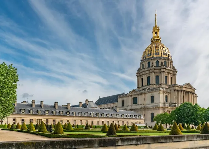 Wonderful & Large Flat In The 7th - Eiffel Tower * París