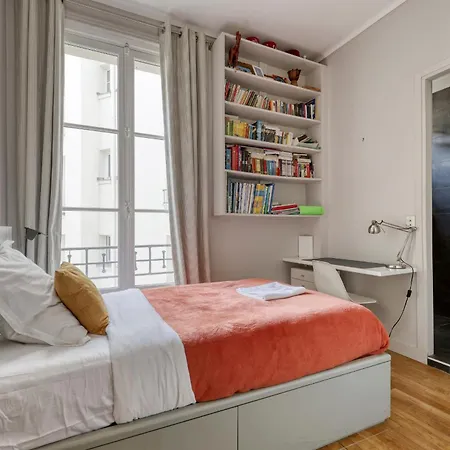 Wonderful & Large Flat In The 7th - Eiffel Tower Paris