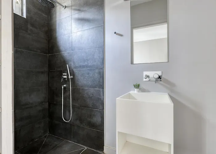 Wonderful & Large Flat In The 7th - Eiffel Tower * Paris