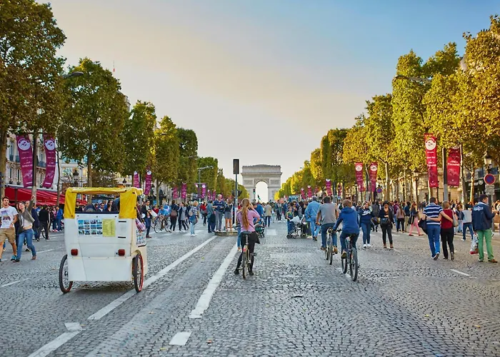 Wonderful & Large Flat In The 7th - Eiffel Tower Daire Paris