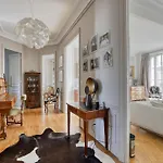 Апартаменты Wonderful & Large Flat In The 7th - Eiffel Tower Париж