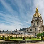 Wonderful & Large Flat In The 7th - Eiffel Tower * Париж