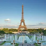 Wonderful & Large Flat In The 7th - Eiffel Tower Париж
