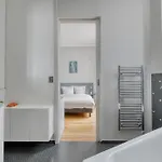 Wonderful & Large Flat In The 7th - Eiffel Tower